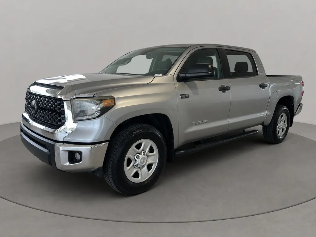 Exterior capture after the fix, brand logo applied